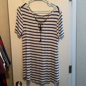 Old navy small top. Fits like a medium